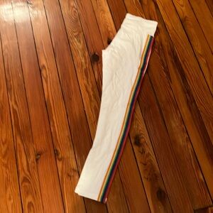 NWT Hue White Rainbow 🌈 Leggings